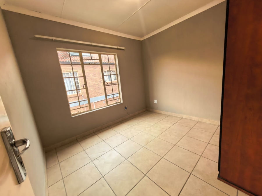 3 Bedroom Property for Sale in Waterval East North West